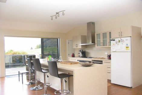 Photo of property in 61 Wesney Terrace, Kingston, Athol, 9793