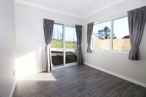 Photo of property in 80 Jeroboam Loop, Kumeu, 0810