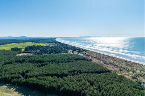 Photo of property in 4 Sandpiper Place, Waimairi Beach, Christchurch, 8083