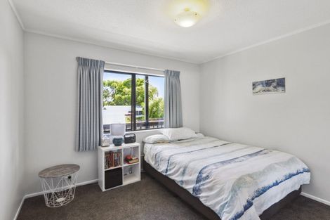 Photo of property in 8 Dale Road, Raumati South, Paraparaumu, 5032