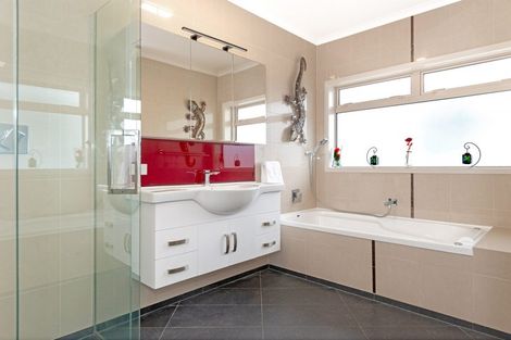 Photo of property in 4 Claire Place, Lytton West, Gisborne, 4010