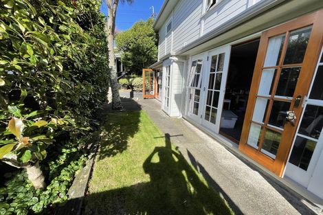 Photo of property in 52 Kenya Street, Ngaio, Wellington, 6035