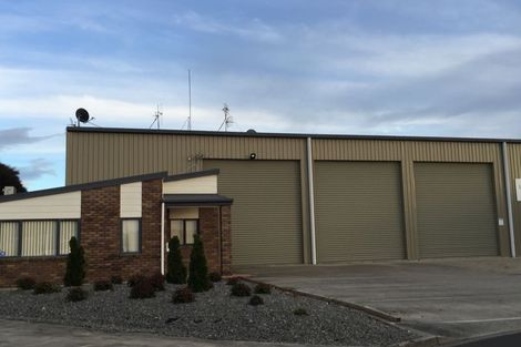 Photo of property in 12 Aztec Place, Conifer Grove, Takanini, 2112