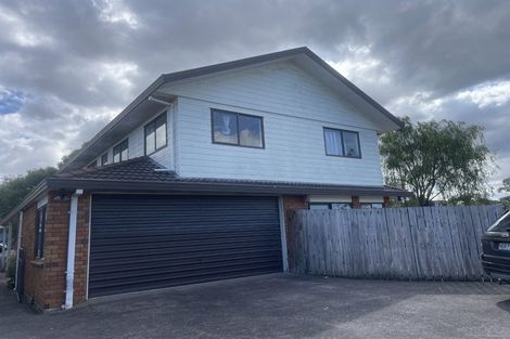 Photo of property in 4 Heversham Place, Glendene, Auckland, 0602