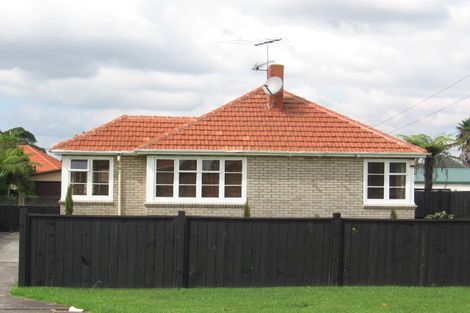 Photo of property in 4 Benghazi Road, Panmure, Auckland, 1072