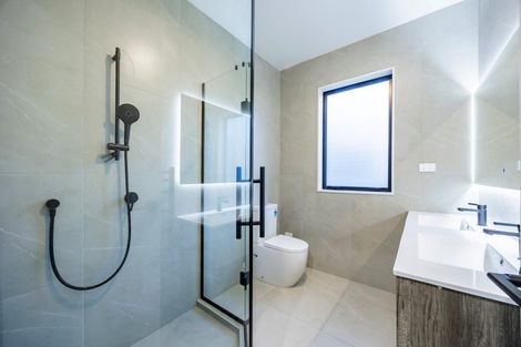 Photo of property in 5 Cutfield Lane, Kumeu, 0810