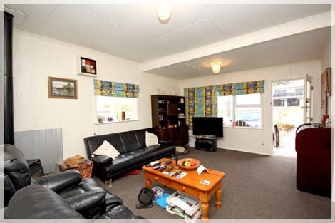 Photo of property in 167 Seabury Avenue, Foxton Beach, Foxton, 4815