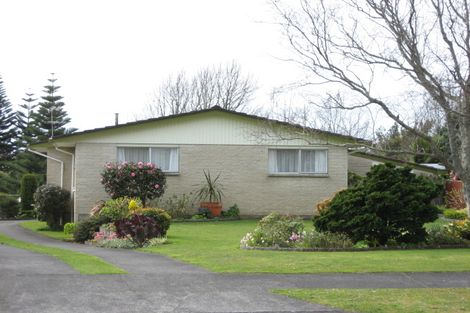 Photo of property in 18 Truby King Street, Merrilands, New Plymouth, 4312