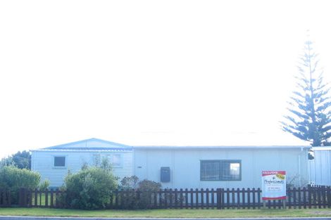 Photo of property in 195 Seaforth Road, Waihi Beach, 3611