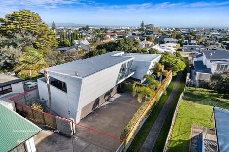 Photo of property in 28c Orkney Road, Mount Maunganui, 3116