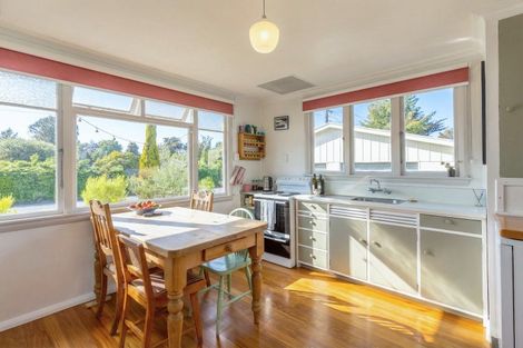 Photo of property in 38 Jellicoe Street, Greytown, 5712