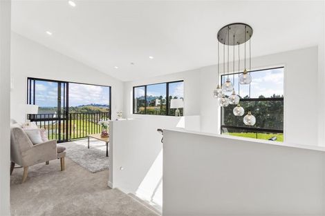 Photo of property in 13 Bremner Ridge Street, Flat Bush, Auckland, 2019