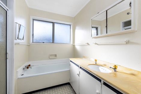 Photo of property in 24 Merton Road, Saint Johns, Auckland, 1072