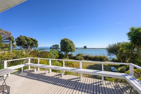 Photo of property in 14 Martin Street, Monaco, Nelson, 7011