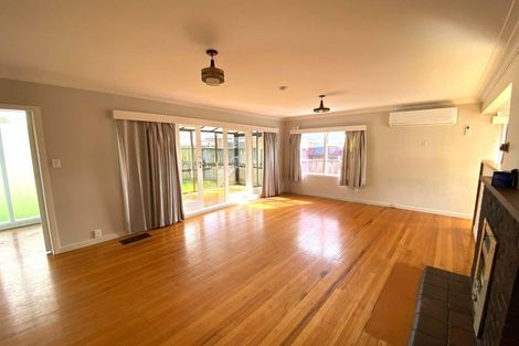 Photo of property in 8a Woolfield Road, Papatoetoe, Auckland, 2025