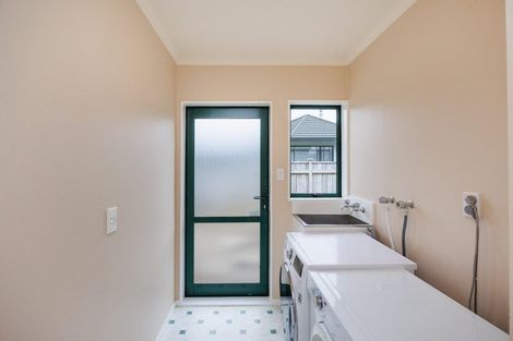 Photo of property in 140 Pacific Drive, Fitzherbert, Palmerston North, 4410