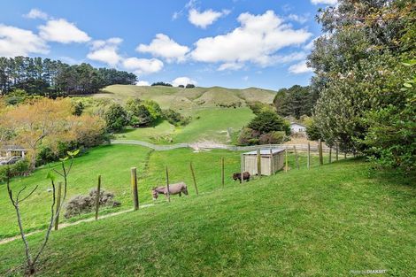 Photo of property in 924 Ohariu Valley Road, Ohariu, Wellington, 6037
