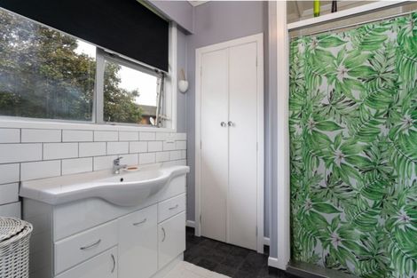 Photo of property in 2 Rahiwi Place, Lansdowne, Masterton, 5810