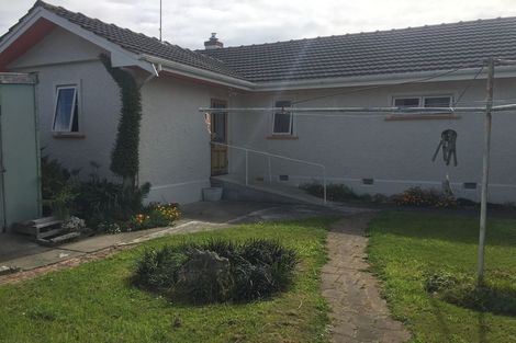 Photo of property in 9 Moorhouse Street, Waimate, 7924