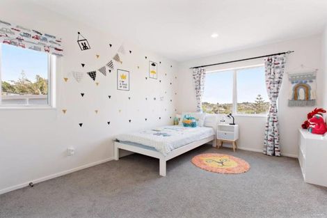 Photo of property in 109 Kowhai Road, Mairangi Bay, Auckland, 0630