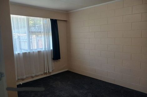 Photo of property in 1a Ruamahanga Crescent, Terrace End, Palmerston North, 4410