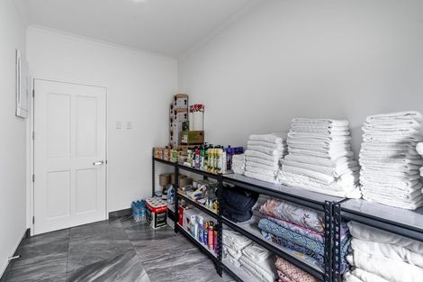 Photo of property in 71 Hokonui Drive, Gore, 9710