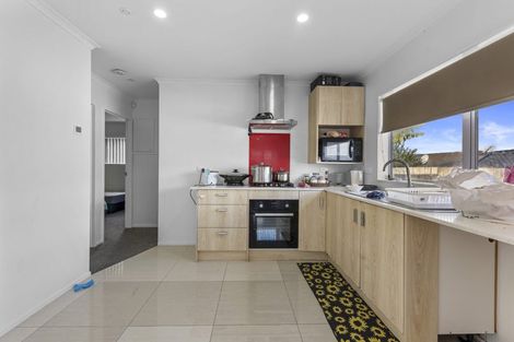 Photo of property in 41c Senator Drive, Manurewa, Auckland, 2105