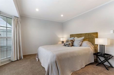 Photo of property in 1/9 Stanley Avenue, Milford, Auckland, 0620