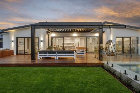 Photo of property in 2 Canter Lane, Aidanfield, Christchurch, 8025