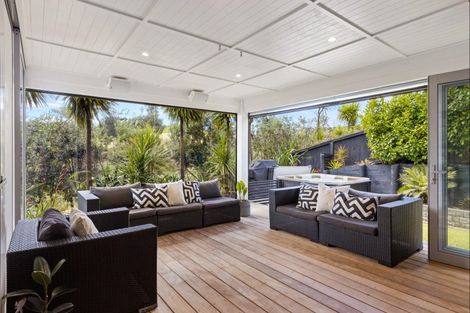 Photo of property in 36 Boocock Crescent, Orewa, 0931