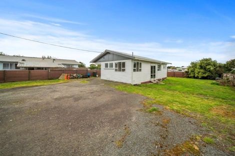 Photo of property in 41 Fairfield Road, Hawera, 4610