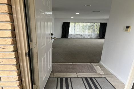 Photo of property in 13 Sandwick Drive, Weymouth, Auckland, 2103