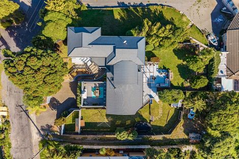 Photo of property in 13 Haunui Road, Pukerua Bay, 5026