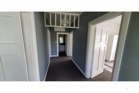 Photo of property in 14 Rhodes Street, Waimate, 7924