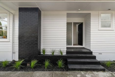 Photo of property in 12 Kenley Place, Avondale, Auckland, 1026
