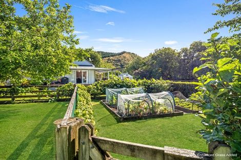 Photo of property in 260 Kaiwhaiki Road, Kaiwhaiki, Whanganui, 4575
