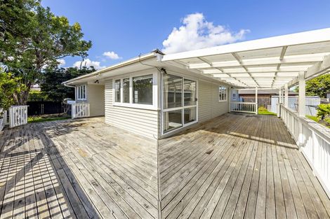 Photo of property in 40 Cosgrave Road, Papakura, 2110