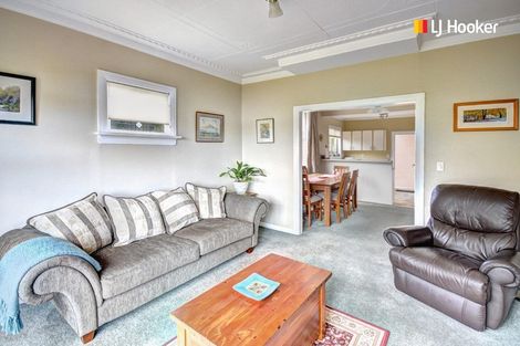 Photo of property in 22 Wharfdale Street, Macandrew Bay, Dunedin, 9014