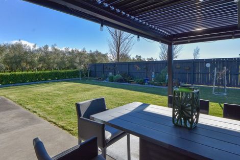 Photo of property in 5 Pukeko Lane, Carterton, 5713