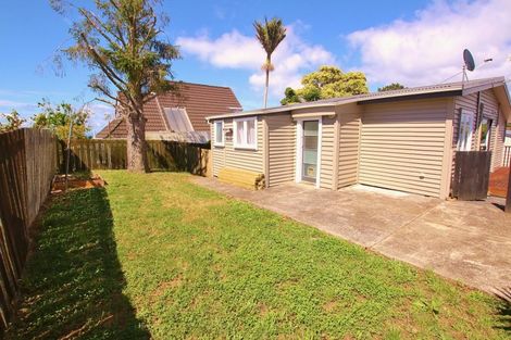 Photo of property in 10a Lewis Street, Blockhouse Bay, Auckland, 0600