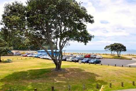 Photo of property in 12 Beach Road, Waihi Beach, 3611