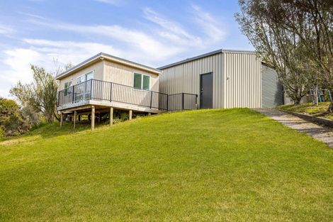 Photo of property in 27 Zanders Road, Helensville, Waimauku, 0882