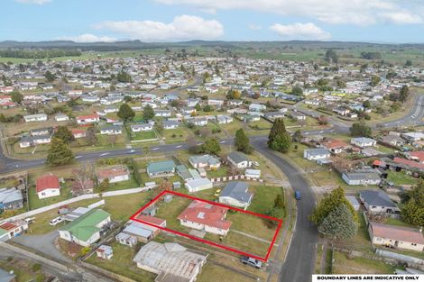 Photo of property in 19 Cairngorm Place, Tokoroa, 3420