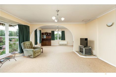 Photo of property in 9 Oxford Street, Waimate, 7924