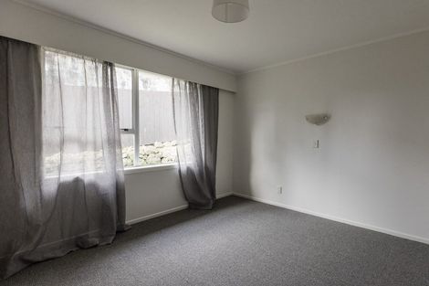 Photo of property in 18 Captain Scott Road, Glen Eden, Auckland, 0602