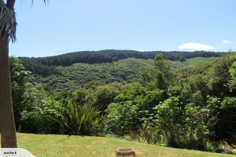 Photo of property in 2/5 Wilmshurst Place, Tawa, Wellington, 5028