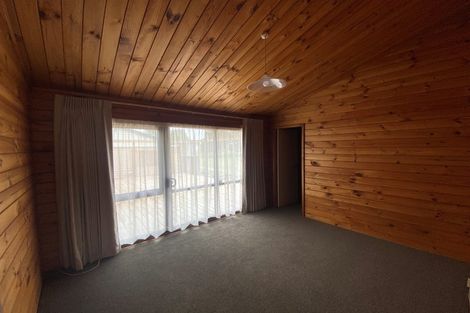 Photo of property in 87 Carnoustie Drive, Wattle Downs, Auckland, 2103