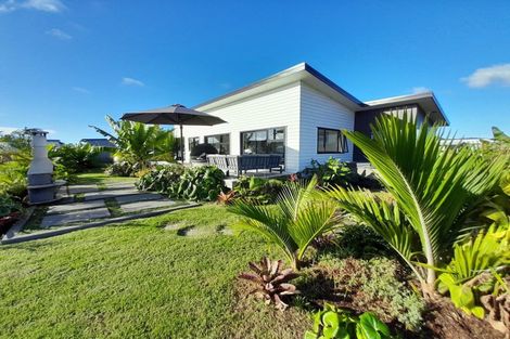 Photo of property in 172 Ngaio Drive, Matarangi, Whitianga, 3592