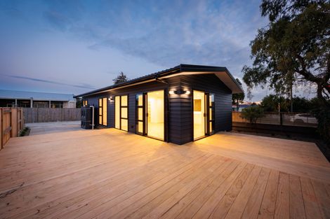 Photo of property in 33 Botanical Road, Takaro, Palmerston North, 4412