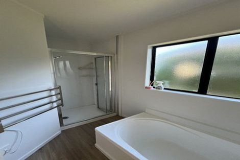 Photo of property in 2/10 Belmont Terrace, Milford, Auckland, 0620